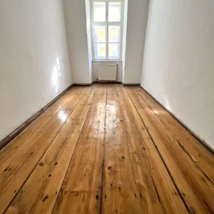 130m² Altbauwohnung im Servitenviertel, mit 7 Zimmern, sanierungsbedürftig für € 979.000.- - Bild 3