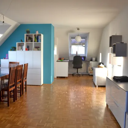 Exklusive Dachgeschosswohnung in Linz mit Garten, Garage & hochwertiger Ausstattung - Jetzt kaufen für 370.000,00 €! - Bild 2