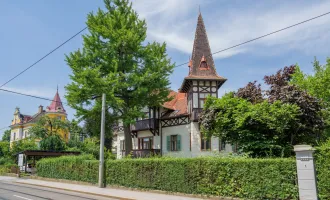 Imposante Villa im altdeutschen Stil zum Kauf