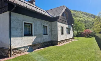 Mehrfamilienhaus mit liebevoll gestaltetem Garten in idyllischer Ruhelage in Payerbach