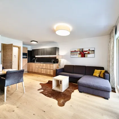 Bestlage Pinzgau mit ca. 6% Rendite! 3-Zimmer-Maisonette mit Balkonen sowie beheiztem Aussenpool - Bild 3