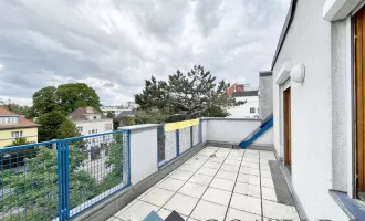 2 Zimmer DG - Wohnung mit herrlicher Terrasse und Grünblick!