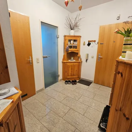 HOCHWERTIG & 4 Zimmer möglich: Komfortable Wohnung mit Balkon - Bild 3