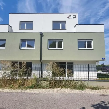 AKTIONSPREIS 599.000€!!! SCHLÜSSELFERTIGE 146m²! WIENERBERGER-ZIEGELHAUS. 5 ZIMMER. 2 BÄDER - 3 TOILETTEN - 3 ABSTELLRÄUME. PROVISIONSFREI für den Käufer. - Bild 2