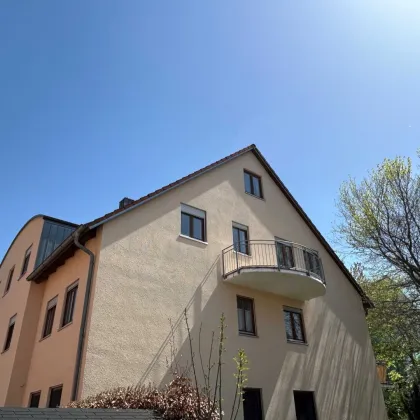 Traumhafte 3-Zimmer-Wohnung mit Balkon, Tiefgarage und ausbaufähigem Dachboden in Bad Abbach nahe Regensburg - Bild 2