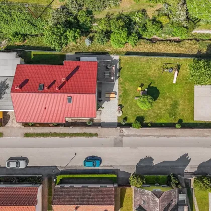 Familientraum!! Wunderschönes, gepflegtes Haus mit Gartenparadies - Bild 3