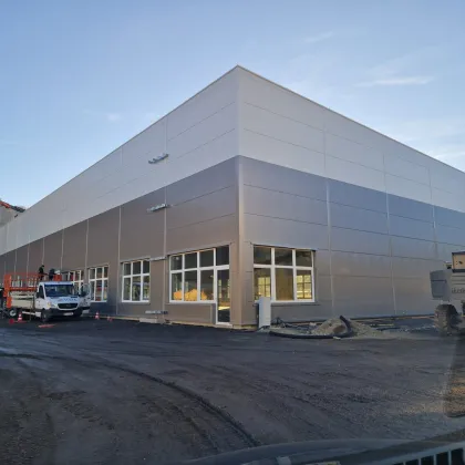 Lagerflächen - ca. 4200m² - in neuen Industriehallen direkt bei der Abfahrt Leoben West - Bild 2