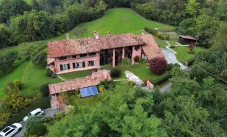 VILLA IN VISOME (BELLUNO) MIT TRAUMBLICK AUF DIE DOLOMITEN