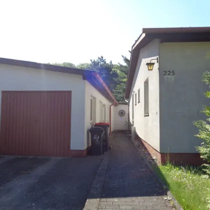 Falkenstein: A5 -Nähe: absolute Ruheoase: Wohnhaus mit großem Garten und Garage - Bild 2