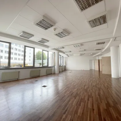 10 €/M² - 286 m² Büro - Großartige Infrastruktur - BK inkl. Heizung und Strom - Bild 2