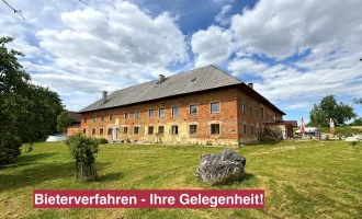 Bieterverfahren: VIERKANTHOF mit Heurigenlokal und 2 Wohnungen auf 13.000 m² Grundfläche zu verkaufen!