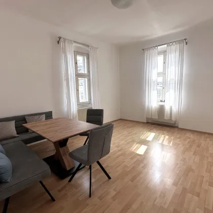 WUNDERSCHÖNE, HELLE und RUHIGE 3 Zimmer ALTBAUWOHNUNG mit tollem Ausblick - 1170 Wien - Bild 2