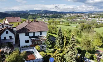 Vielfältig nutzbares Haus mit Traumgarten und Pool