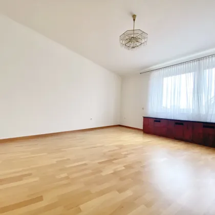 Schöne 2-Zimmer-Wohnung mit optimaler Anbindung beim Liesinger Platz - Bild 2