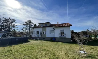 Einfamilienhaus aus dem Jahr 1966 mit 1328m² Grundstück