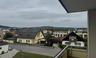 Moderne Wohnung mit Balkon und Stellplatz in Krems - Perfekt für junge Paare!