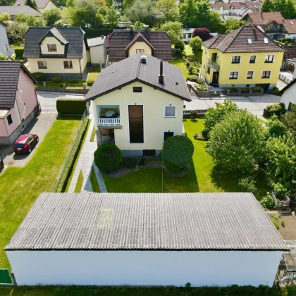 Haus mit 2 Wohneinheiten, Garten und 2 Garagen in Schrems zu mieten - Bild 2