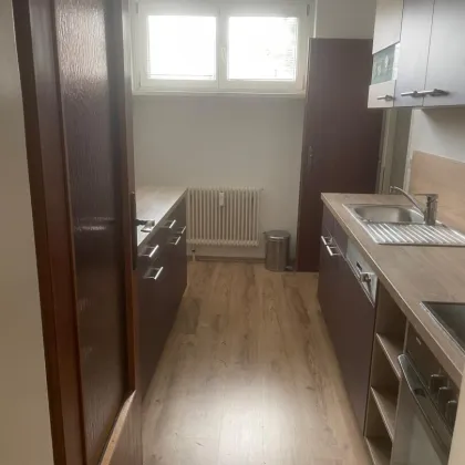 renovierte 2-Zimmer-Wohnung mit Küche zu vermieten - sofort einzugsbereit - Bild 3