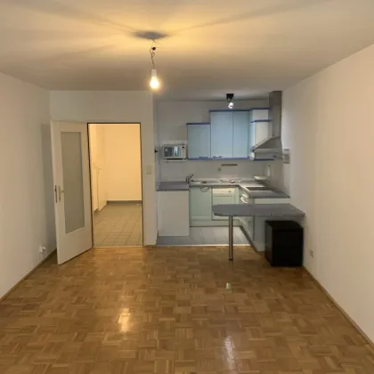 Zentrale 1-Zimmer Wohnung mit Loggia und Garagenstellplatz - befristet vermietet bis 08/2025 - Bild 2