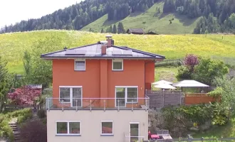 MALERISCHER AUSBLICK - Einfamilienhaus plus Ferienwohnung