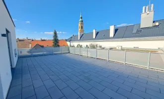 Großzügige Freiflächen: Loggia, Balkon, Terrasse oder Garten