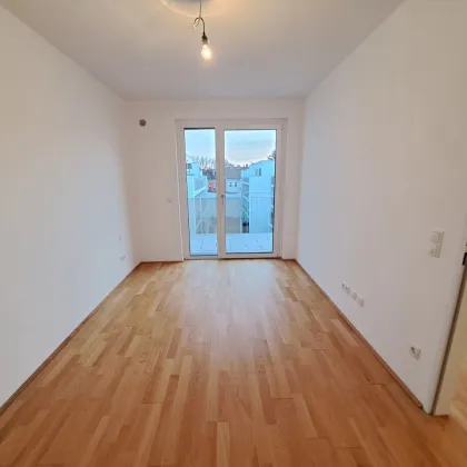 Dachgeschoß: 3 Zimmerwohnung mit Terrasse! - Bild 3