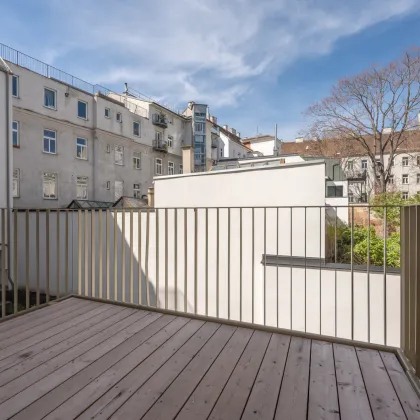 Großstadtjuwel: Townhouse mit Balkon in Innenhofruhelage - Bild 2