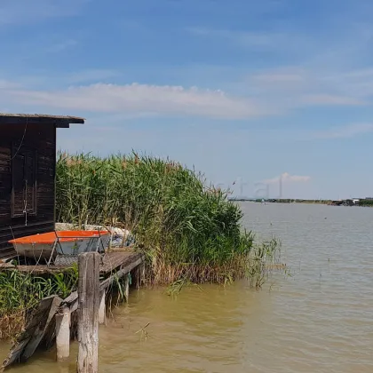 Abbruchreife Seehütte in ruhiger Lage der Ruster Südbucht - Bild 2