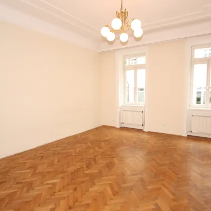 CHARMANTE, RENOVIERUNGSBEDÜRFTIGE MAISONETTE WOHNUNG MIT INSGESAMT ca. 185 M² WOHNFLÄCHE - Bild 3