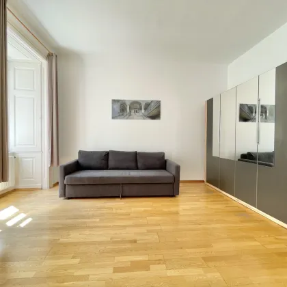 ZENTRALE TEILMÖBLLIERTE 2 ZIMMER NAHE KÄRNTNER STRASSE - Bild 3