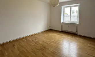 Eklatant bravouröse sowie komfortable Zweizimmerwohnung im Bezirk Gries zu vermieten. WG geeignet !