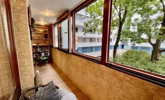 LOGGIA | INNENHOF | U6 DRESDNER STRASSE | DONAUINSEL