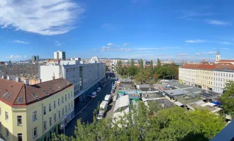 HERRLICHER FERNBLICK vom TURMZIMMER, direkt am MEIDLINGER MARKT!