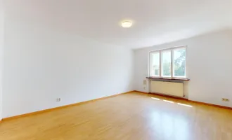 Erstklassige und lichtdurchflutete Ein-Zimmer-Wohnung mit großem Potential!