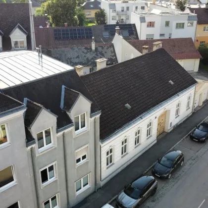 AB SOFORT VERFÜGBAR --- 2 Parteien Mehrfamilienhaus mit Potenzial für Bauträger und Projektentwickler in Stockerau - Schießstattgasse - Bild 2