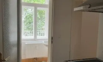 Traumhafte Altbau-Wohnung in Graz! 73.8m², 887,33€ Miete, Balkon, gepflegt, inkl. Einbauküche & Personenaufzug.