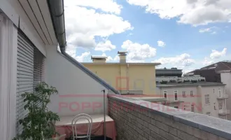 Kaiserfeldgasse: Gefplegte Dachgeschoss-Maisonette mit sonnigem Balkon im Herzen der Altstadt