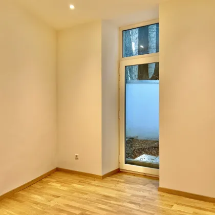 GARTENWOHNUNG - ca. 43m² NFL - 2 Zimmer - Einbauküche - Eigengarten - Altbau - Perfekt für Singles oder Paare! - Bild 3