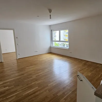 PROVISIONSFREIE  2- ZIMMERWOHNUNG mit LOGGIA - Bild 2