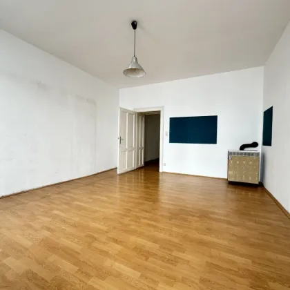 Sanierungsbedürftige 2-Zimmer-Wohnung mit Balkon in 1080 Wien  zu kaufen! - Bild 2