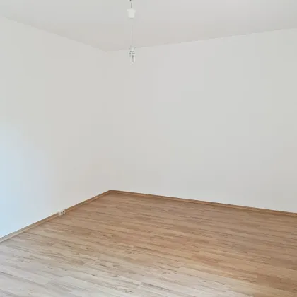 EG-Wohnung mit Garagenstellplatz - Bild 3