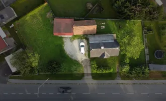 Sonniges Grundstück mit Platz für zwei Einfamilienhäuser!