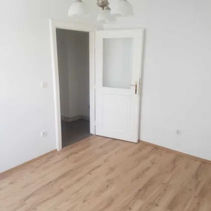 2210 Jedlesee, gepflegte 65m² Wohnung im Hochparterre - Gartenmitbenützung - Bild 2