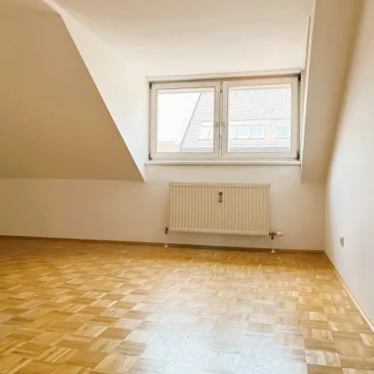 Helle 2-Zimmer-Galeriewohnung in Uni-Nähe - Bild 2