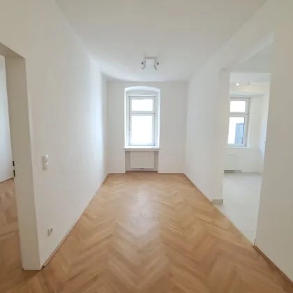 5 Zimmer-Altbauwohnung mit Balkon-Option im beliebten Stuwerviertel! - Bild 3