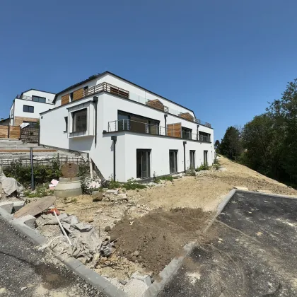 NEU! ++ MAUERBACH ++ BEZUGSFERTIG ++ 2 PKW STELLPLÄTZE ++ ca. 162 WOHNFLÄCHE (5 ZIMMER) ++ FREIFLÄCHEN ca. 376,19 m²: ++  WOHNEN WIE IM URLAUB  ++ - Bild 3