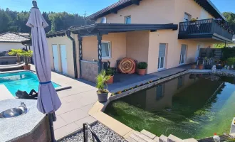 Wohnparadies mit Pool,Teich, Einliegerwohnung und Doppelcarport in absoluter Ruhelage