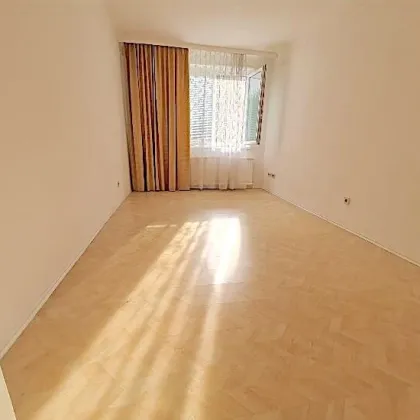 Traumhafte Eigentumswohnung nähe U Bahn Floridsdorf mit Loggia & Einbauküche - 2 Zimmer, 59.5m², 1. Etage - nur 259.000,00 €! - Bild 3