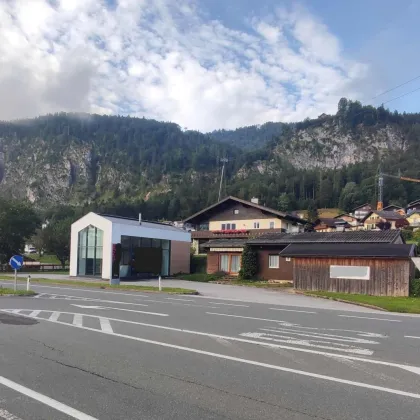 K3 - St. Gilgen Liegenschaft mit Wohnhaus inkl. Carport und Büro-/Geschäftsobjekt mit Parkplätzen - Bild 2