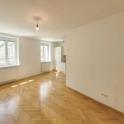 Neuer Preis! PROVISIONSFREI VOM EIGENTÜMER! GROSSARTIGE 2-ZIMMER WOHNUNG MIT EINBAUKÜCHE NÄHE U4! - Bild 2